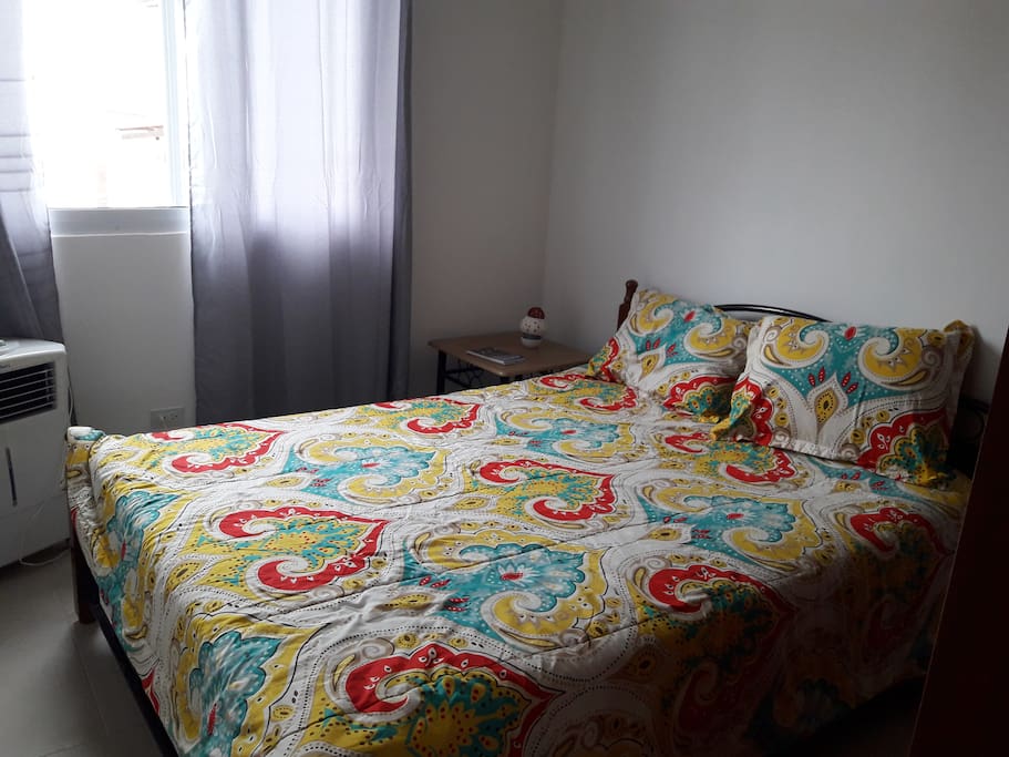 habitacion privada para 2 personas, con baño privado y Closet y derecho a uso de piscina y cocina