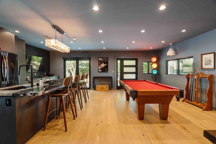 Exquisite Design masterpiece oasis!