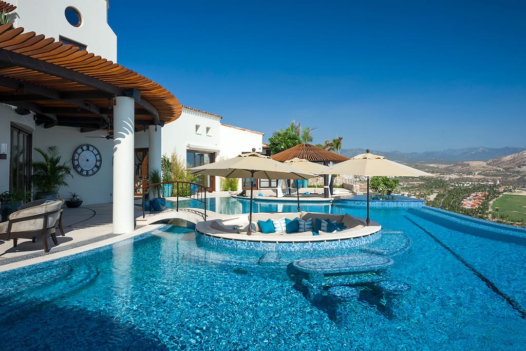 Casa-Fryzer-Pool-Seating.jpg