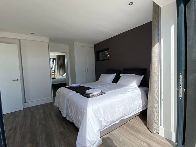 Scarborough Nature Retreat with Ecopool gallery image 5