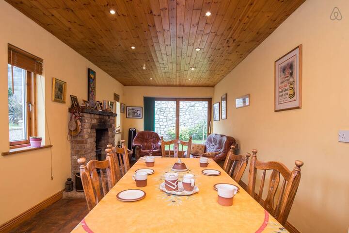 Large 5 bed home in Shankill Village South Dublin gallery image 3