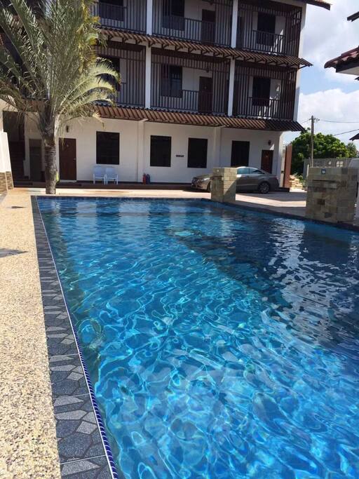Free swimming while you’re here