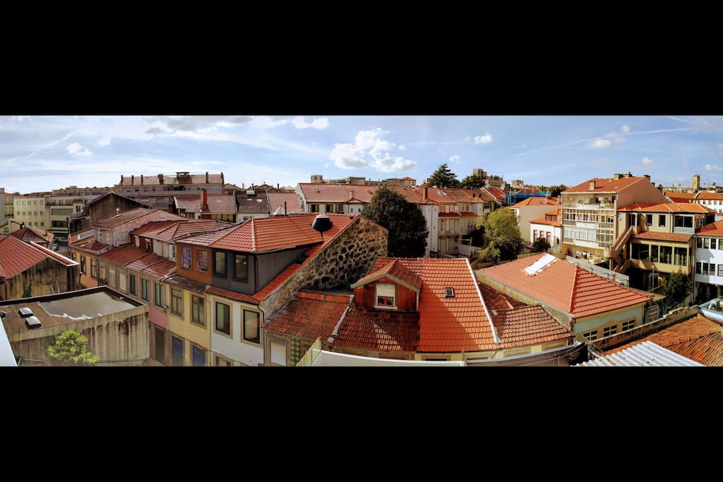 Amazing view of the city from the balcony