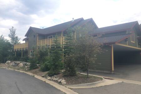 Charming and cozy one bedroom condo