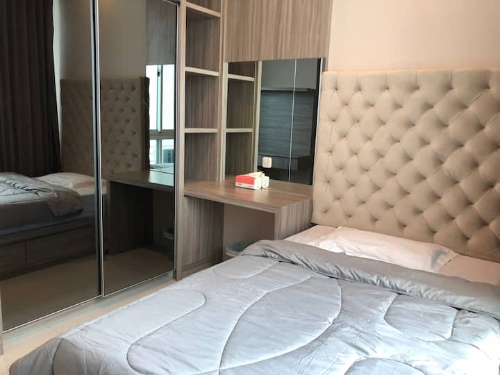 Lit simple (chambre 2)