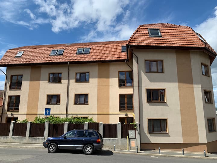 Spacious Furnished 2bd/2ba In A New Bldg. - Apt #7 - Cluj-Napoca