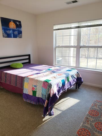 An affordable, clean, and quiet getaway!