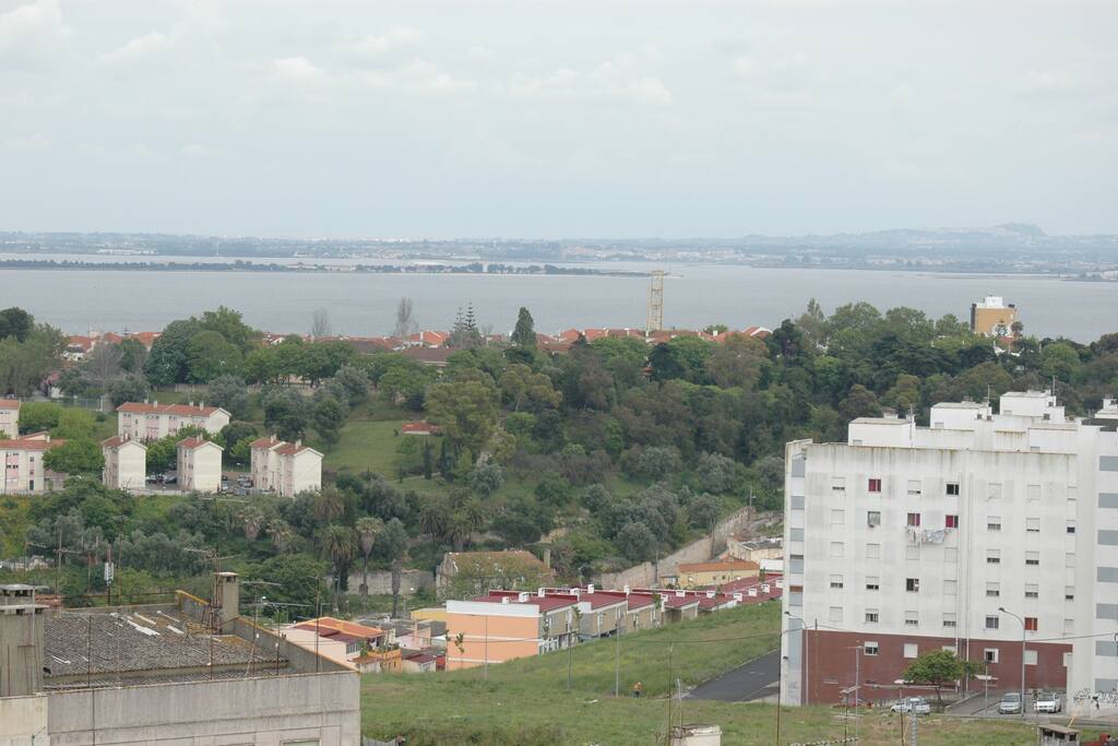 Font river view (zoomed)