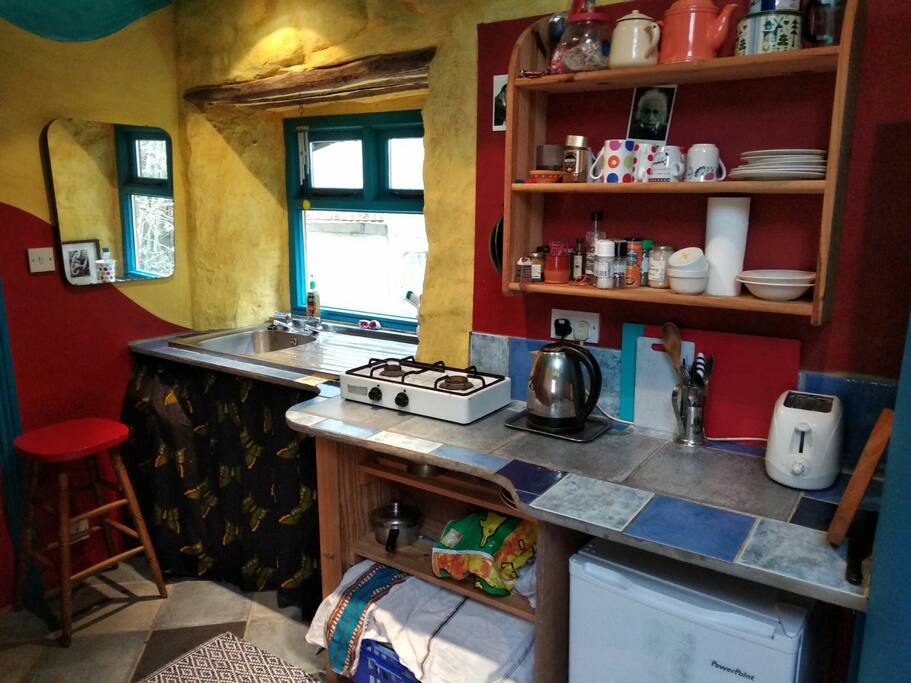 Kitchen with Gas Cooker and Fridge