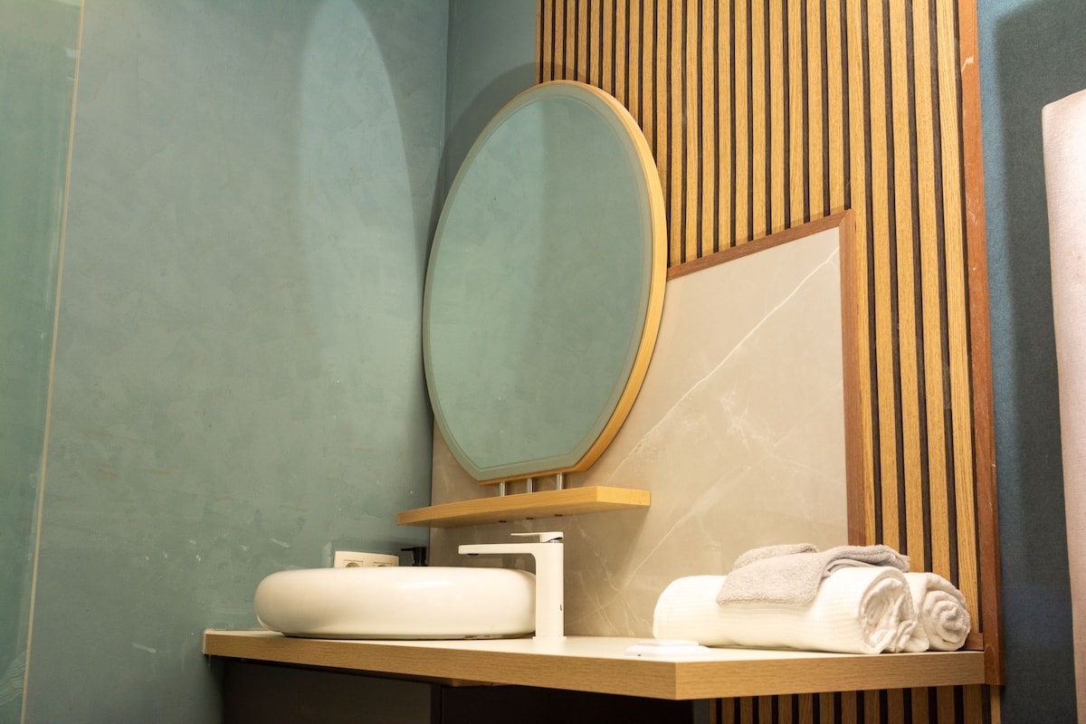 Popular Airbnb listing: Beautiful rustic modern apartment in Mons