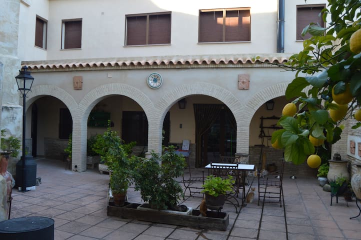 APARTAMENTO EL ARCO CERCA DE CÓRDOBA