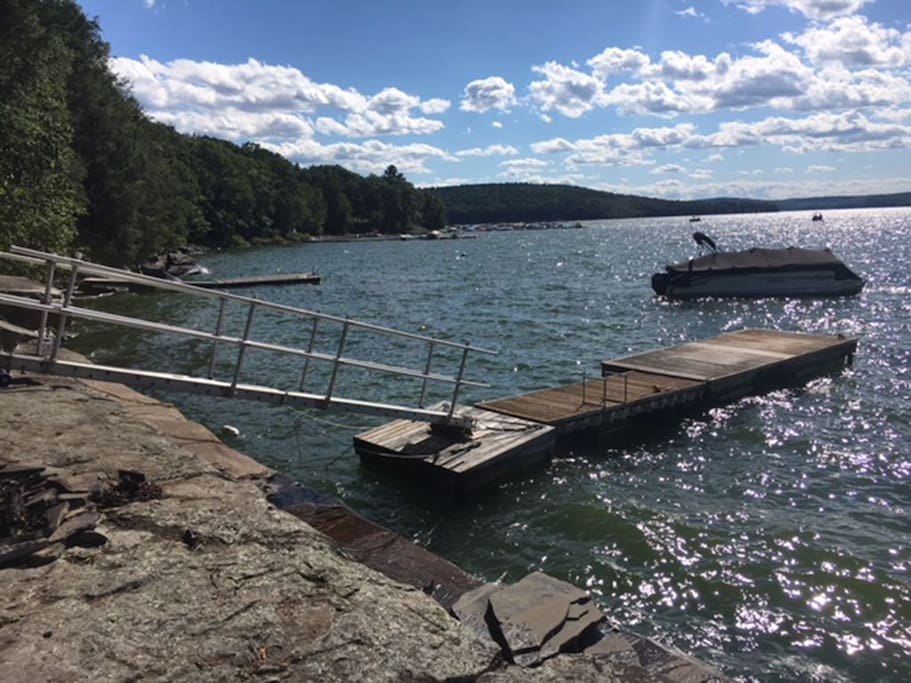 PRIVATE DOCKS FOR YOUR BOAT