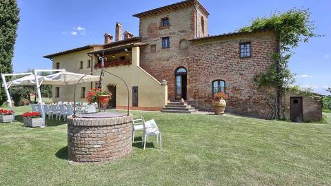 Germagnana 12+2, Emma Villas