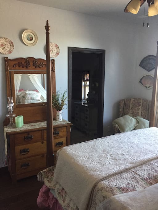 Another view of Mom's Room