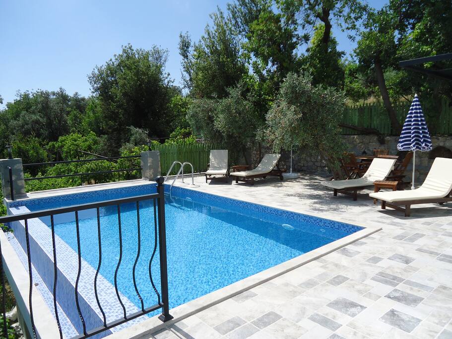 Pool area