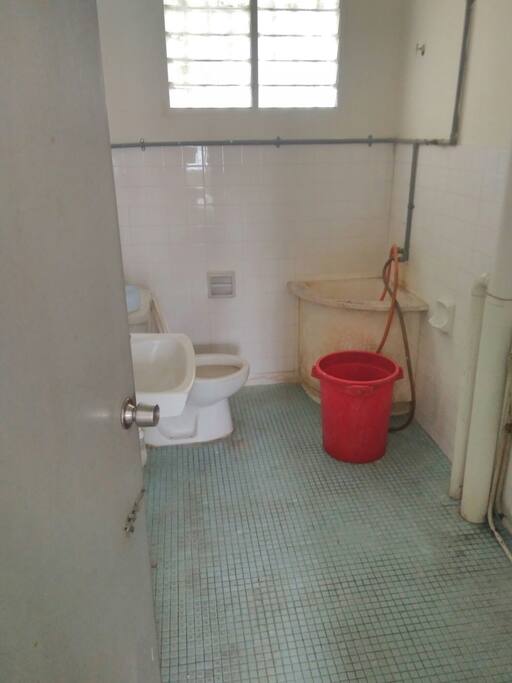 toilet