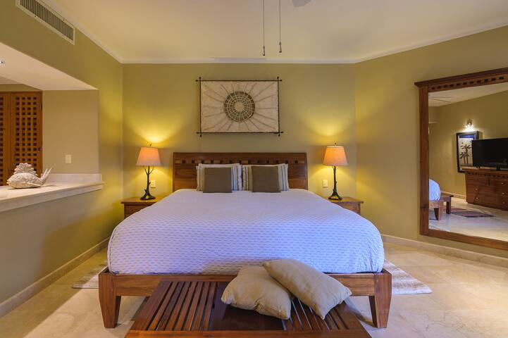 Tropical Rentals managed Airbnb listing 2