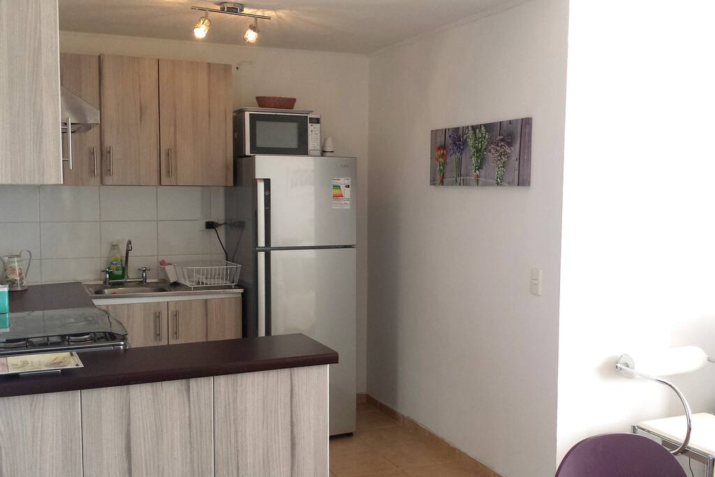 Cocina equipada.