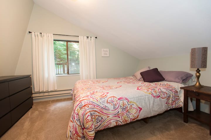 Надстройка на спалня с двойно легло