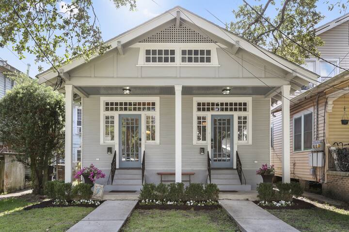 Prime MID-CITY Location 3 Bedrooms + Bonus room