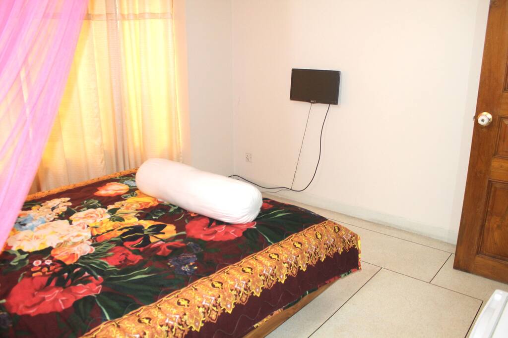 Independent Room