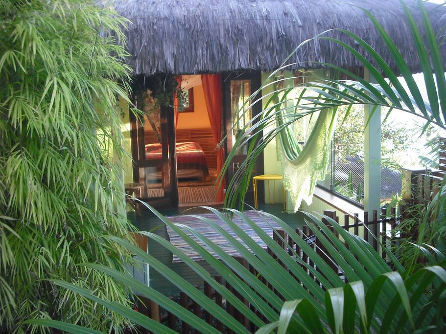 Birdnest entrance with private Tiki Hut gazebo