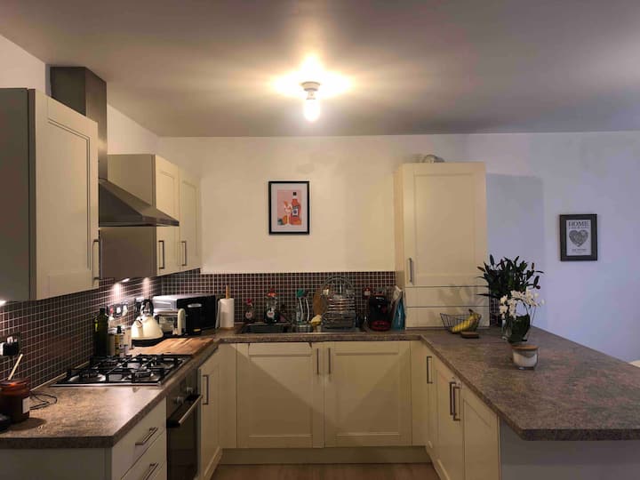 West End Apartment For Cop 26 - Paisley