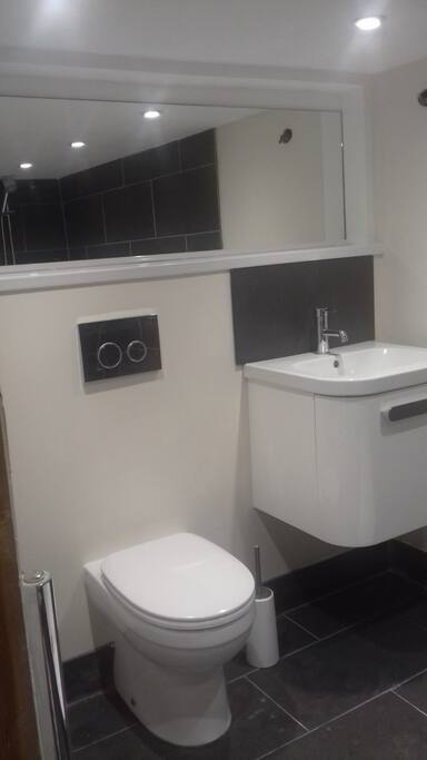 Studio bathroom