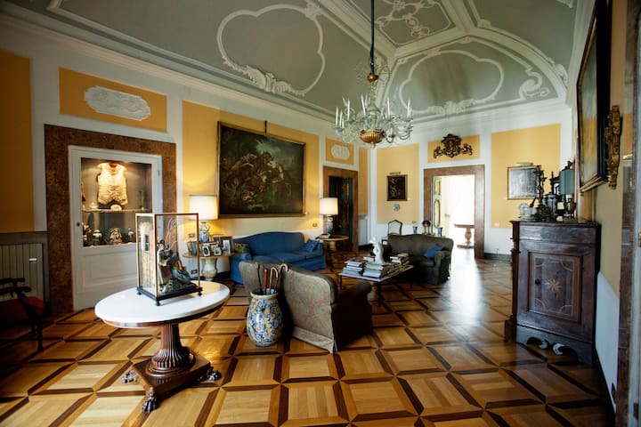 Airbnb Naples Vacation Rentals Places To Stay