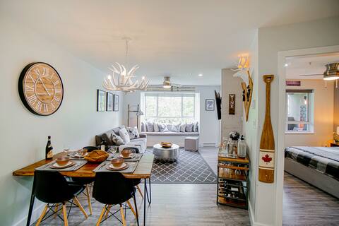 🦌𝙏𝙃𝙀 𝘿𝙀𝙀𝙍 𝙇𝙐𝙓𝙀  Luxury in the Heart of the Village