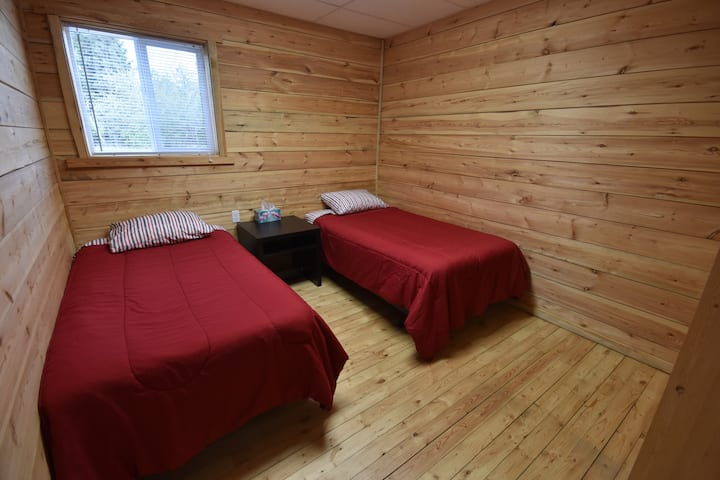 The Tamarac Bedroom 