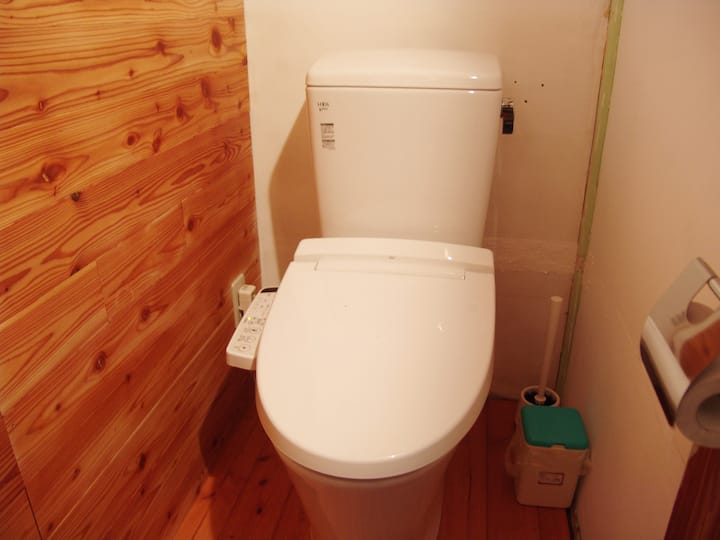 ウオシュレット完備です
