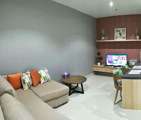 Liberty 707 @ i-City 1BR/3 Pax/WiFi/Parking/Nflix