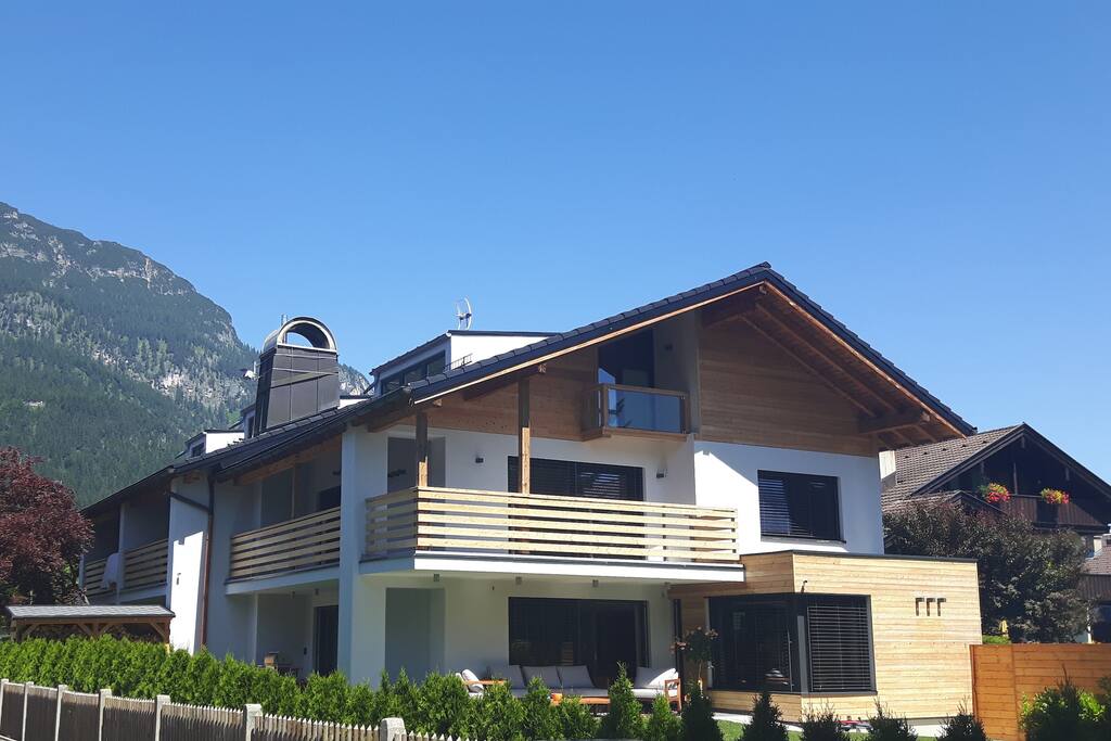 Kandahar Lodge
