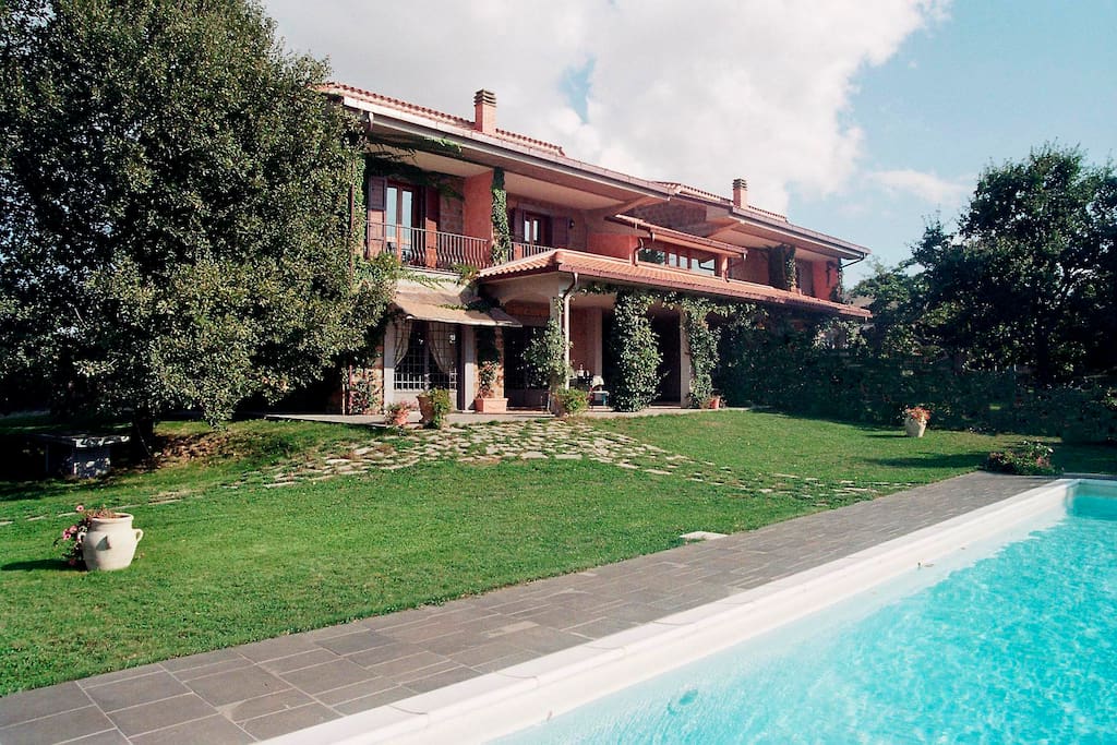 VILLA OVEST