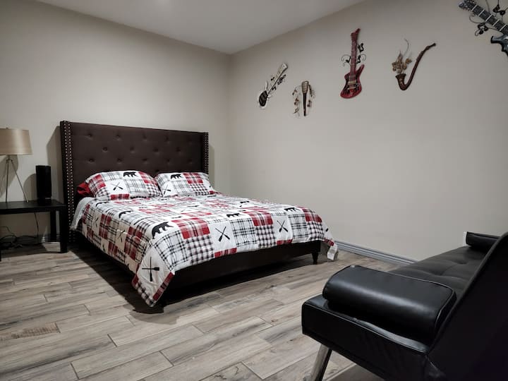 საძინებელი 1