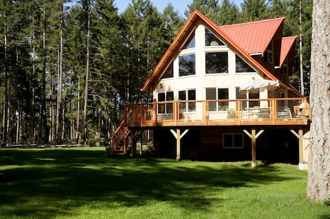 Private 5 acres next to large park