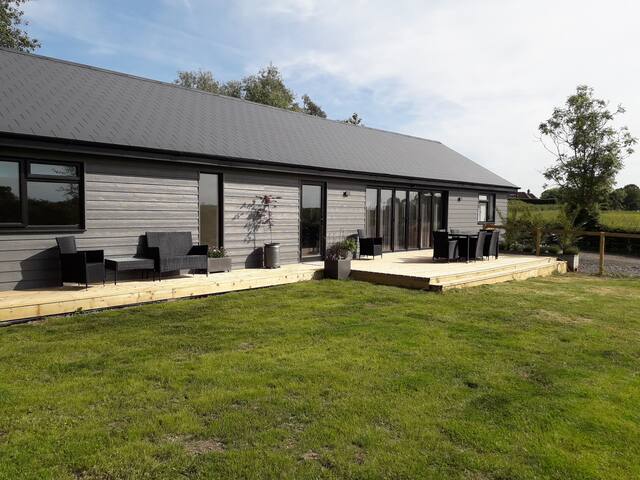 Airbnb Tenterden Holiday Rentals Places To Stay England