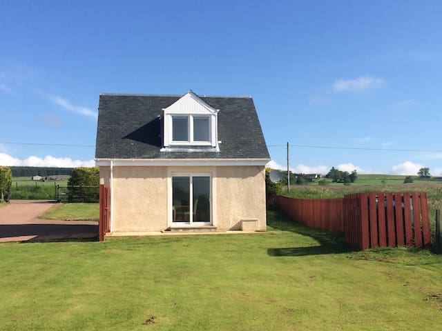 Beautiful Cosy Cottage near Gleneagles