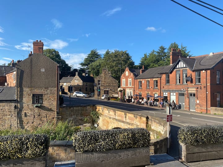 Loft Apartment in Village centre with Free Parking Apartments for