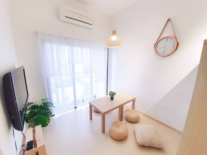 Tatami Vim3 Menjalara@near Desa Park City/ 2-4 Pax - Petaling Jaya
