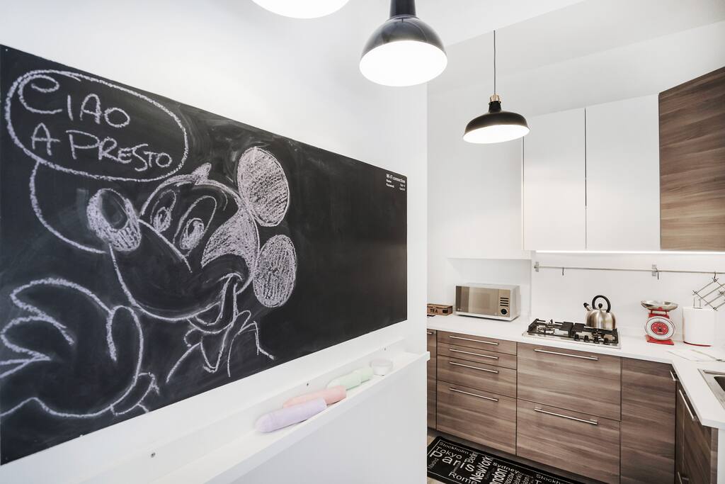 The kitchen & some details