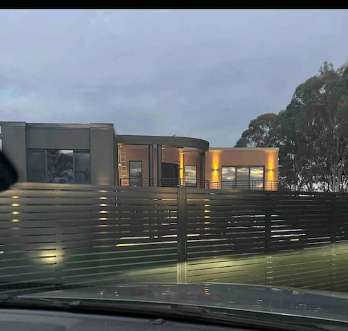 Resorts Luxury Mount Vernon 2178 on acreage