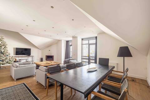 Penthouse by the Gondola - New Gudauri Suites 5