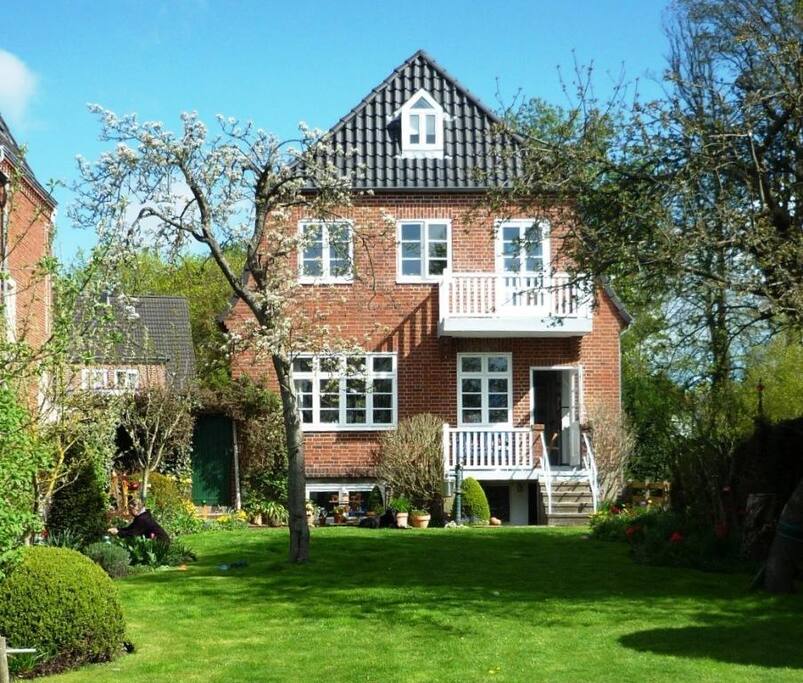 54 Top Photos Haus Mieten Husum - Mitten in Husums schönster Altstadt-Gasse liegt die ...