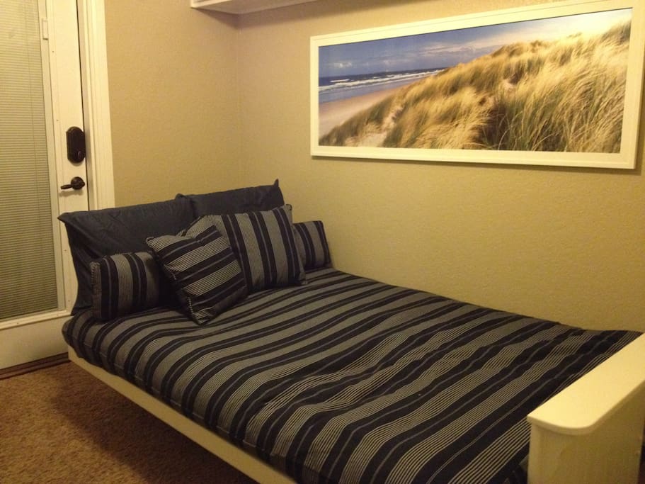 Comfy futon bed