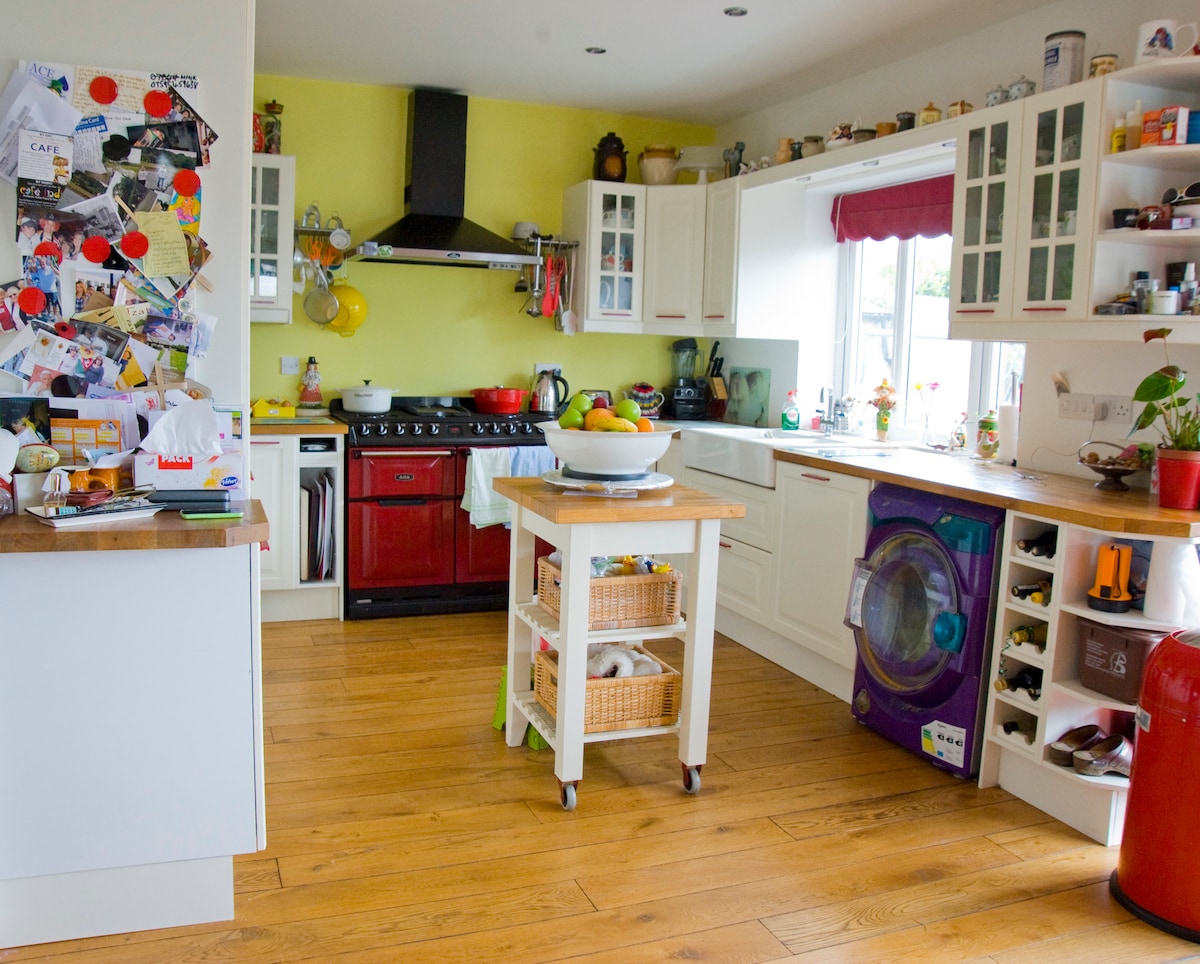 Cosy Bridgend bungalow 2. Bungalows for Rent in Bridgend, United