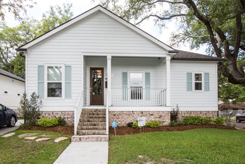 Front of house. New. Built late 2016.