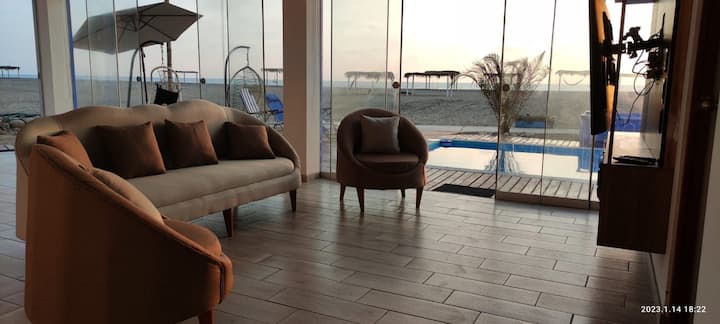 Casa De Playa Primera Fila - San Vicente de Cañete