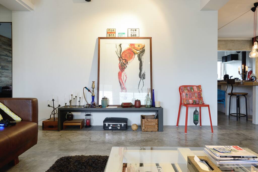 Living room with baubles from different countries